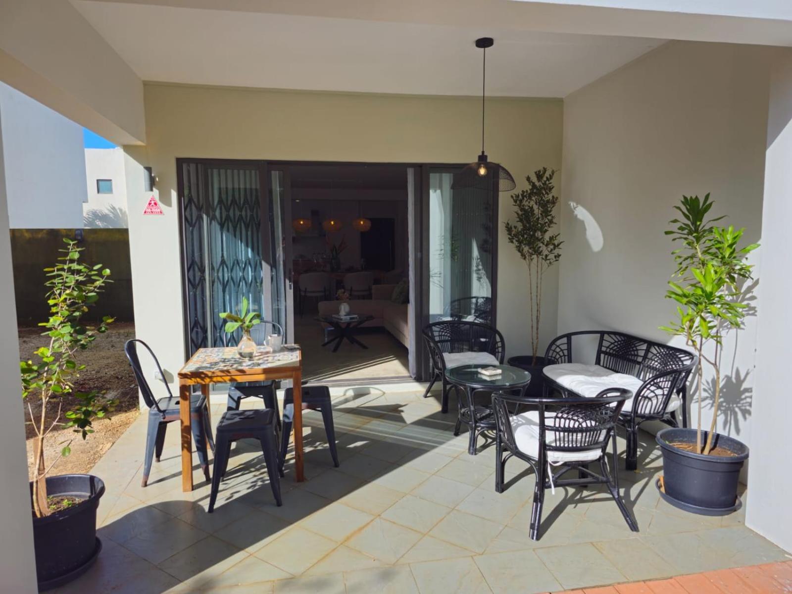 Modern Villa In Grand Bay - Short Walk To Beach Exterior photo